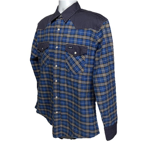 Wrangler Blue Plaid Casual Button Down Shirt - Picture 2 of 11